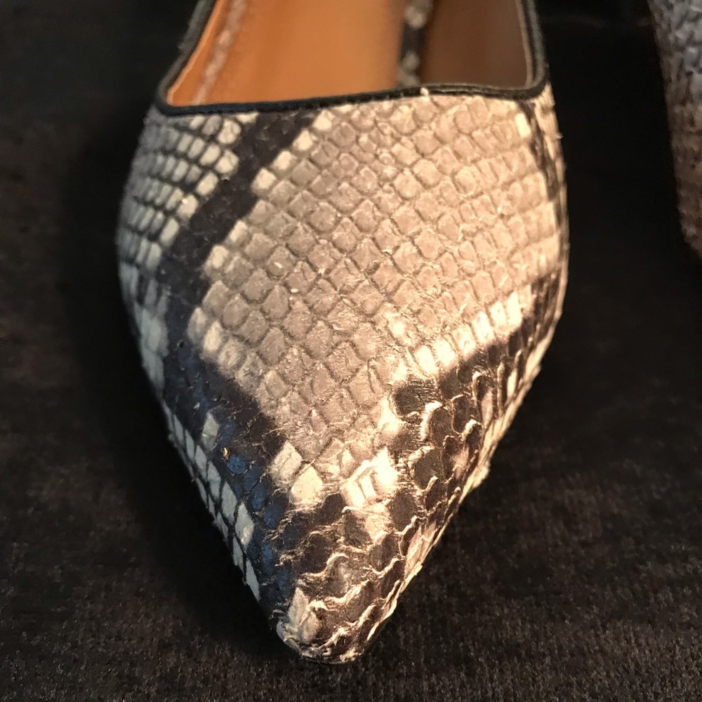 Tory Burch Kitten Heels - Picture 4 of 12
